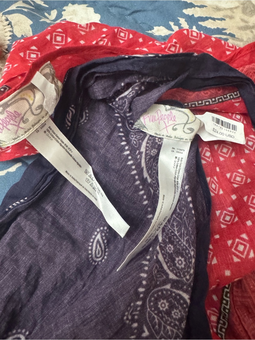 Free People Red Printed Bandana Headscarf and Navy Headscarf set of Two - Picture 6 of 7